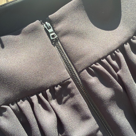 Alice and Olivia - Picture 3 of 4